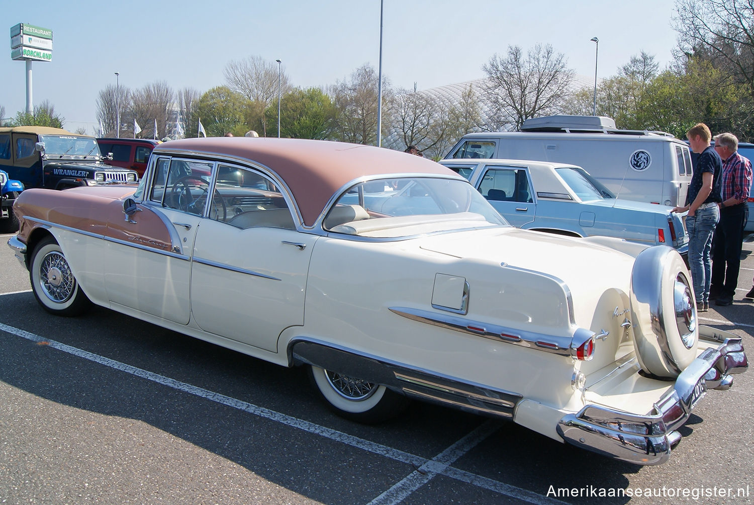 Pontiac Star Chief uit 1956